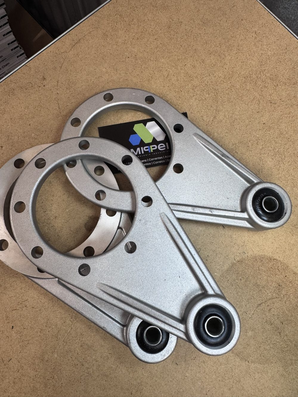 Peças de reposição NORD — braços de torque e flanges de fixação, Mippei