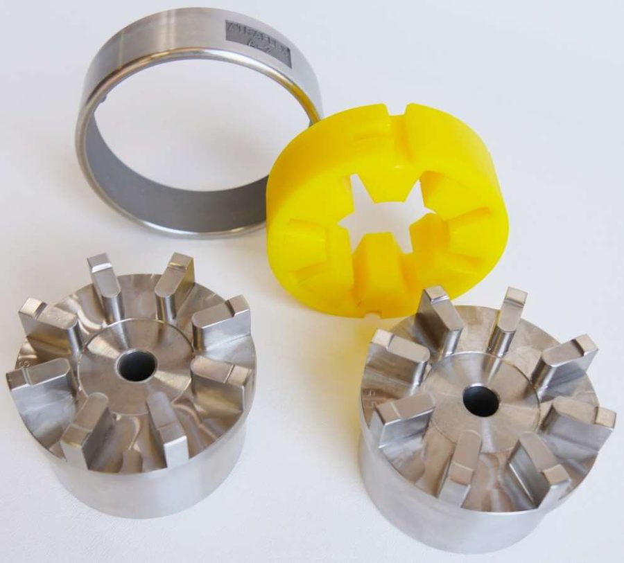 Acoplamento flexível ATRAFLEX A-Series: dois cubos com oito garras, anel em inox e inserto de poliuretano amarelo — Mippei