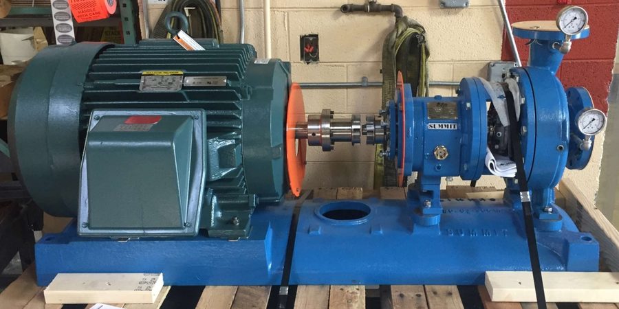 Conjunto motor e bomba centrífuga com acoplamento flexível ATRAFLEX com espaçador instalado — Mippei