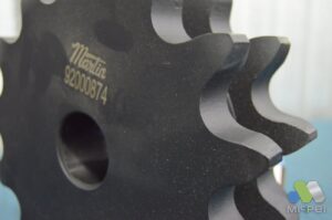 Detalhe da usinagem de uma roda dentada Martin — Mippei distribuidor autorizado